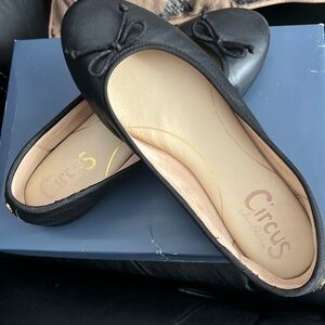 Circus by Sam Edelman black flats